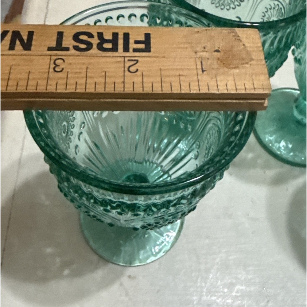 Pioneer Woman Adeline 12oz Teal Glass Goblets Set of 4 Vintage Excellent - Picture 4 of 4